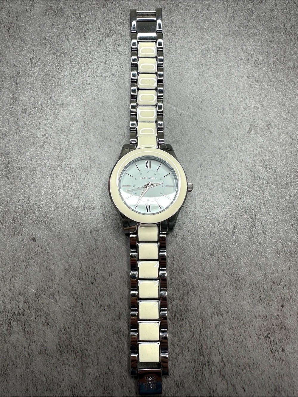 Anne Klein White Ceramic-Inlay Bracelet Watch – Crystal Dial – New Battery - Picture 3 of 3
